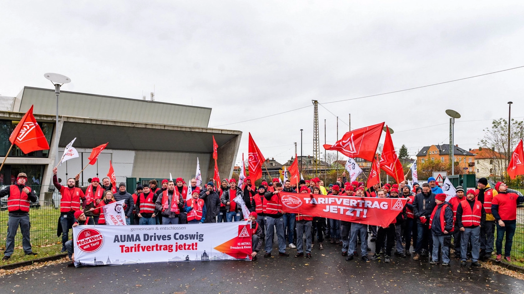 Warnstreik bei AUMA Drives in Coswig im November 2022